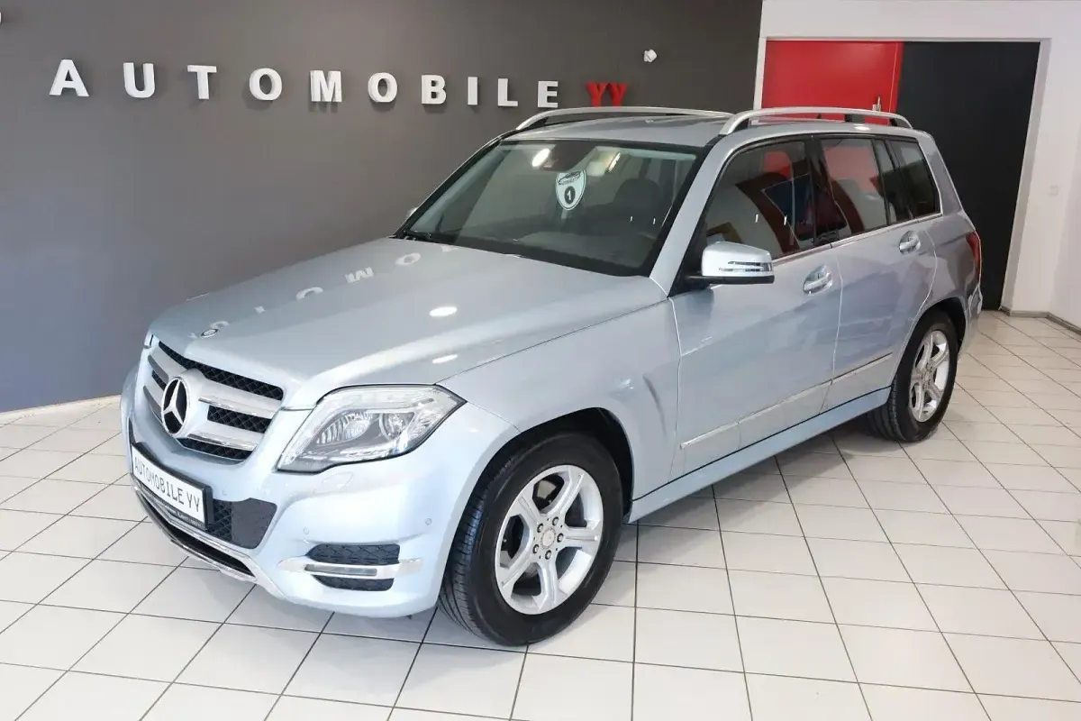 Gebraucht Mercedes GLK250 Sport 204 PS (150 kW) 2015 Silber SUV