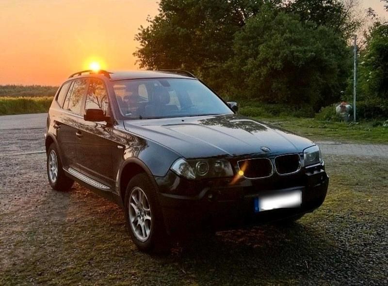 Schwarz Gebraucht 2006 BMW X3 SUV | 2.600 € (Superpreis) - Bild 1/4