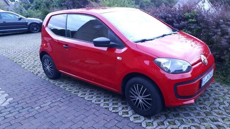 Rot Gebraucht 2014 VW up! Kleinwagen | 3.300 € (Guter Preis) - Bild 1/4