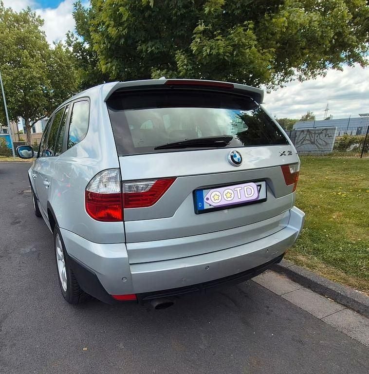 Gebraucht BMW X3 143 PS (105 kW) 2010 Silber SUV