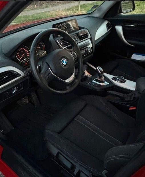 Gebraucht BMW 120 Sport Line 190 PS (139 kW) 2015 Rot Kleinwagen