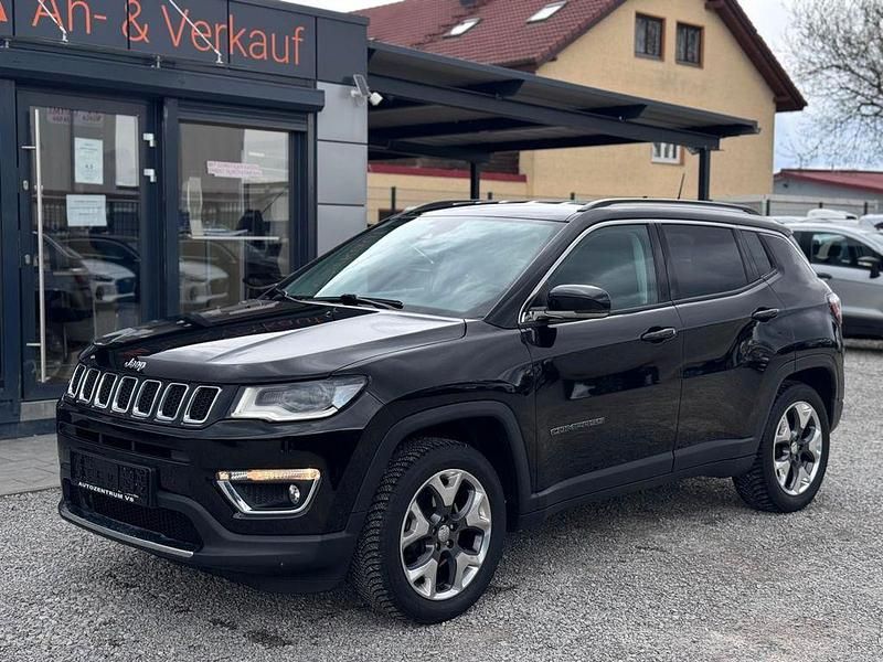 Gebraucht Jeep Compass Limited 140 PS (102 kW) 2018 Schwarz SUV