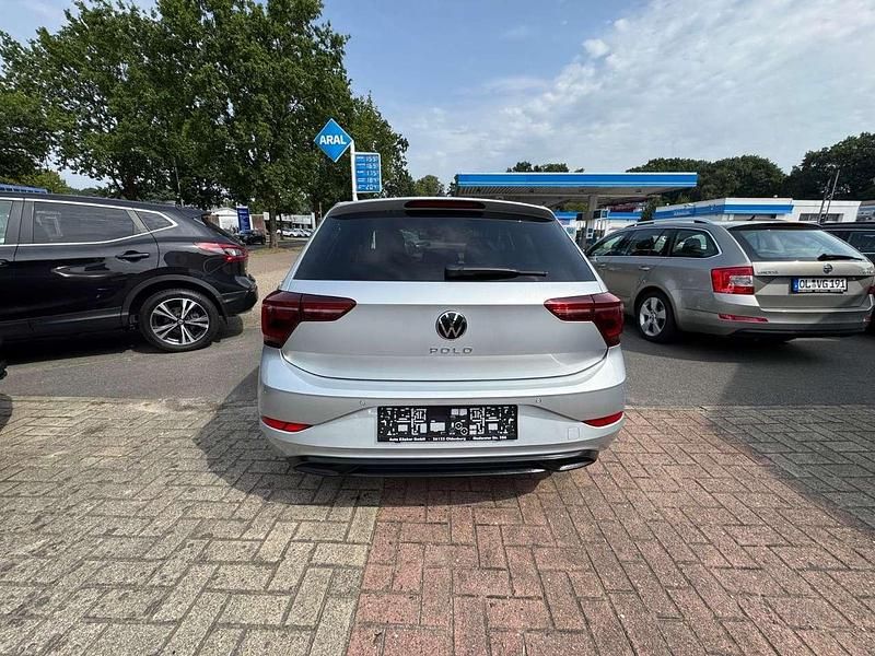 Gebraucht VW Polo Style 95 PS (69 kW) 2024 Silber Kleinwagen