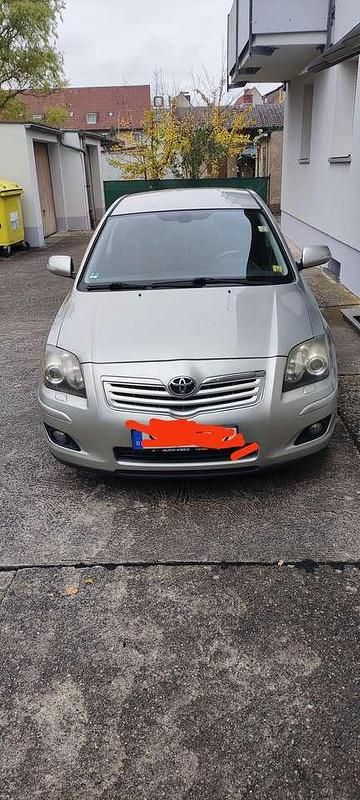 Silber Gebraucht 2006 Toyota Avensis Executive Limousine | 3.000 € (Fairer Preis) - Bild 1/4