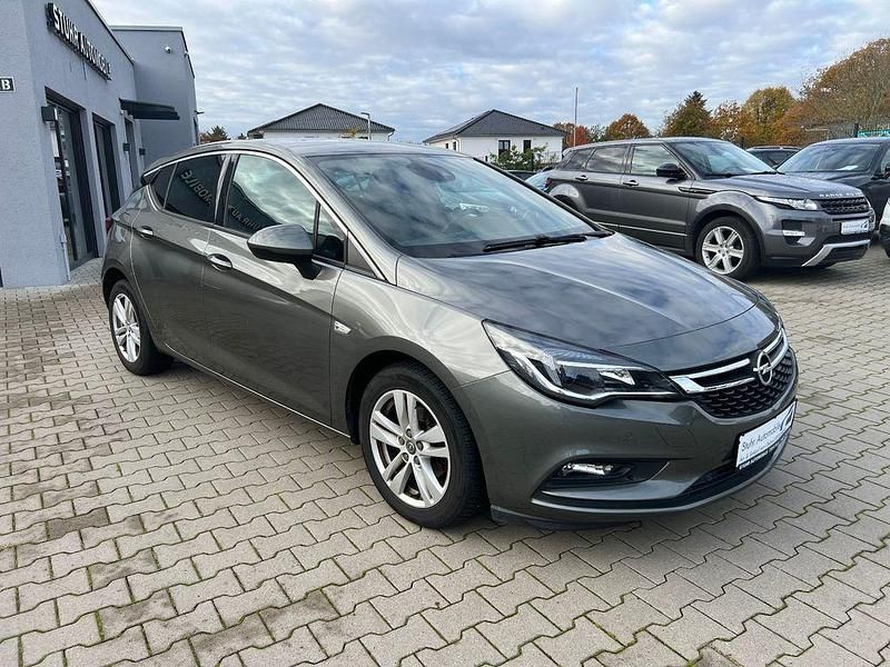 Gebraucht Opel Astra 150 PS (110 kW) 2018 Grau Limousine
