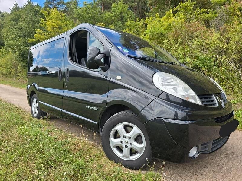 Schwarz Gebraucht 2011 Renault Trafic Van | 13.999 € (Fairer Preis) - Bild 1/4