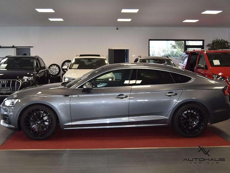 Gebraucht Audi A5 Sport 190 PS (139 kW) 2019 Grau Coupé