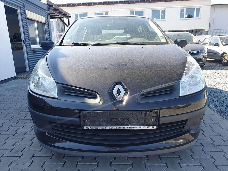 Gebraucht Renault Clio II Authentique 65 PS (47 kW) 2007 Perlmuttschwarz Kleinwagen