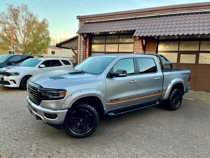 Silver metallic Gebraucht 2019 Dodge Ram Abholung | 50.900 € (Fairer Preis) - Bild 1/4