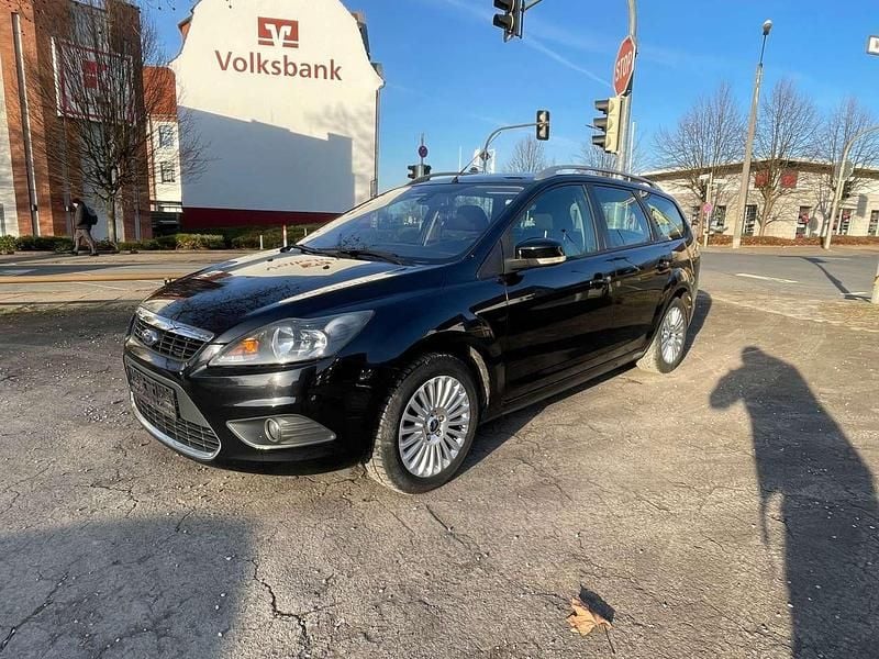 Gebraucht Ford Focus Titanium 109 PS (80 kW) 2010 Schwarz Kombi