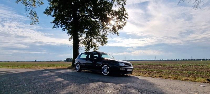 Gebraucht VW Golf III 174 PS (127 kW) 1992 Schwarz Kleinwagen