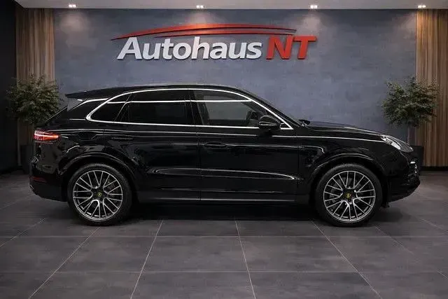 Gebraucht Porsche Cayenne S 441 PS (324 kW) 2019 Schwarz SUV