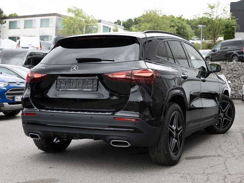 Gebraucht Mercedes GLA200 AMG 163 PS (119 kW) 2024 Schwarz unilack nachtschwarz SUV