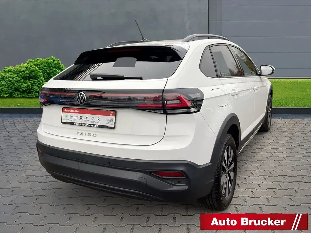 Gebraucht VW Taigo Move 150 PS (110 kW) 2023 Weiss SUV