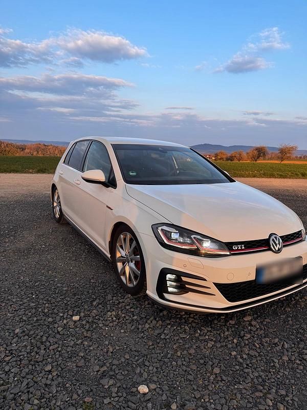 Gebraucht VW Golf VII GTI 230 PS (169 kW) 2017 Weiß Limousine