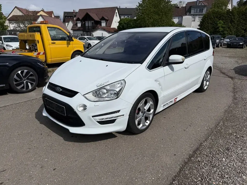 Gebraucht Ford S-MAX Titanium S 163 PS (119 kW) 2014 Weiß Van / Kleinbus