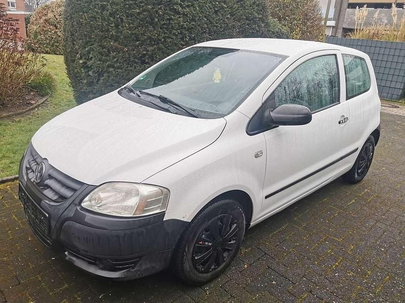 Second-hand VW Fox 54 CP (39 kW) 2008 Alb Hatchback