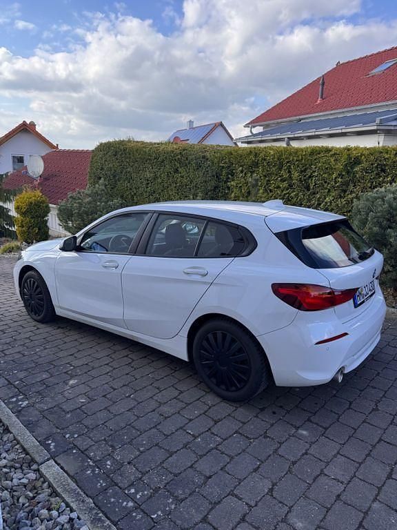 Gebraucht BMW 118 140 PS (102 kW) 2020 Weiß Kleinwagen