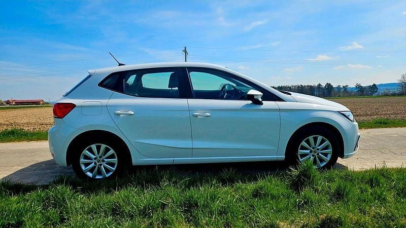 Gebraucht Seat Ibiza Style 110 PS (80 kW) 2023 Weiß Kleinwagen