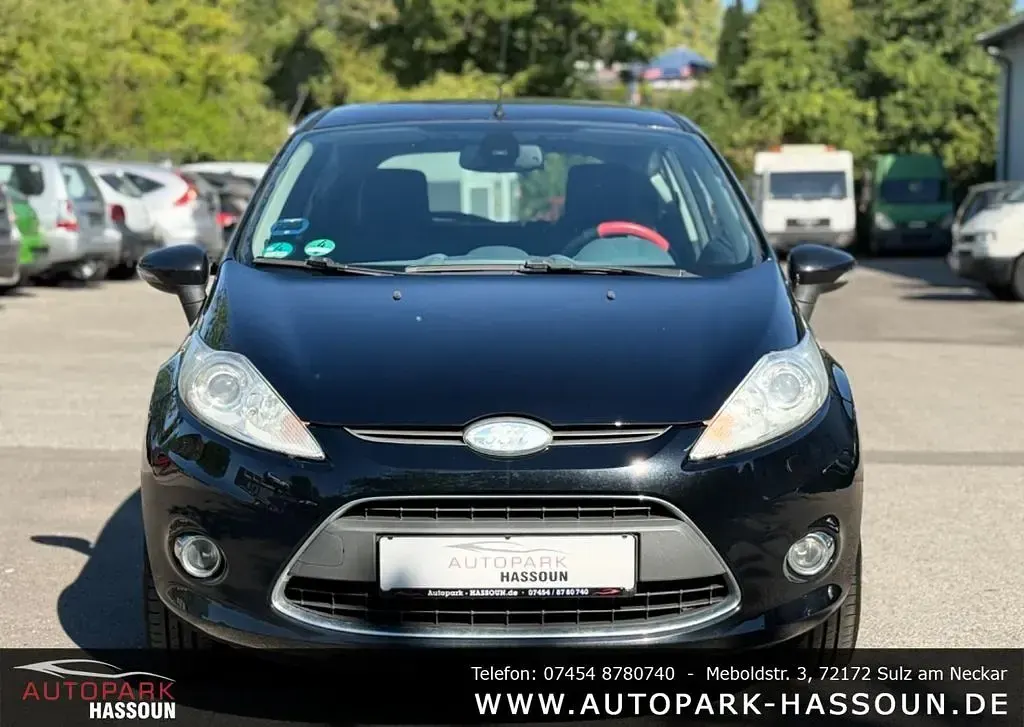 Gebraucht Ford Fiesta Titanium 97 PS (71 kW) 2008 Pantherschwarz Kleinwagen