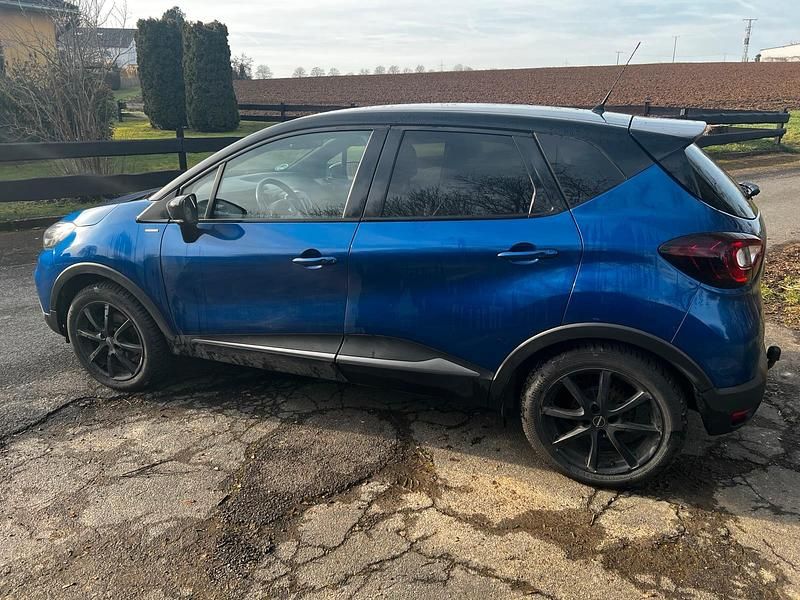 Gebraucht Renault Captur Version S 150 PS (110 kW) 2019 Blau SUV