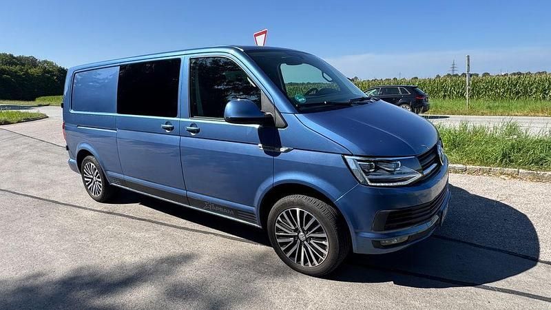 Blau Gebraucht 2017 VW T6 Business Van | 27.900 € (Superpreis) - Bild 1/4