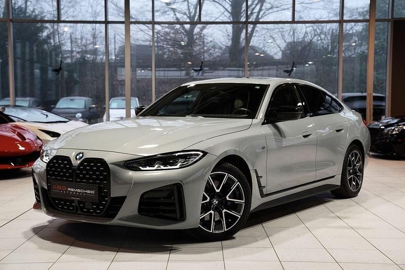 Grau Gebraucht 2023 BMW M440 M Sport Limousine | 56.900 € (Fairer Preis) - Bild 1/3