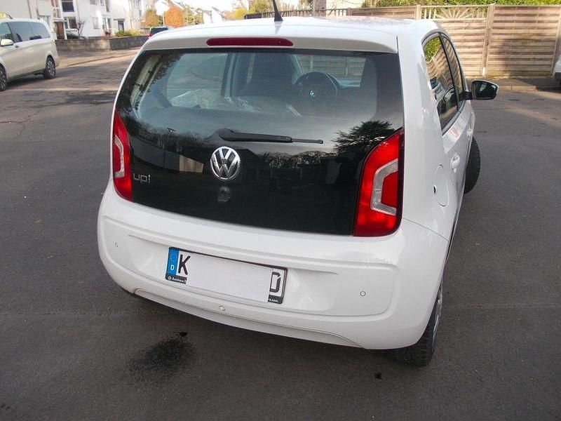 Gebraucht VW up! 60 PS (44 kW) 2016 Weiß Kleinwagen