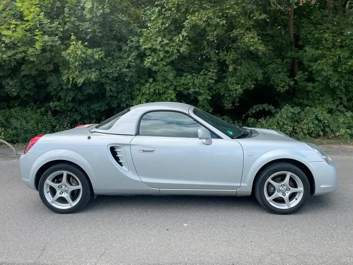 Gebraucht Toyota MR2 140 PS (102 kW) 2004 Silber Cabrio