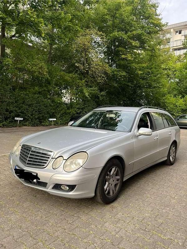 Gebraucht 2007 Mercedes E320 Avantgarde Kombi | 3.800 € (Guter Preis) - Bild 1/4