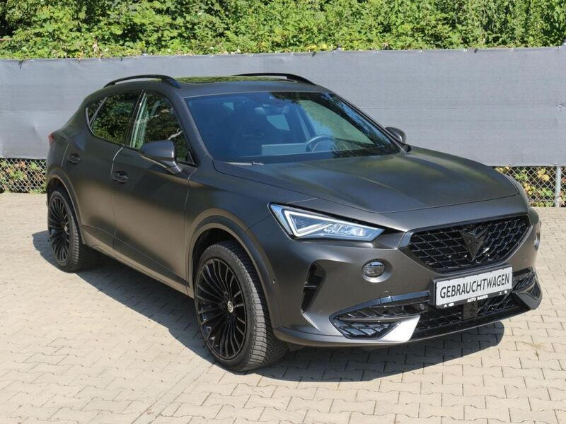 Mitternachtsschwarz Gebraucht 2022 Cupra Formentor VZ SUV | 31.990 € (Teuer) - Bild 1/4