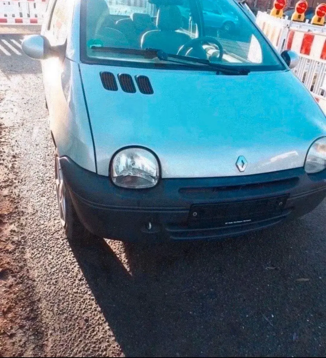 Gebraucht Renault Twingo 75 PS (55 kW) 2006 Silber Kleinwagen