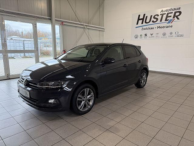 Gebraucht VW Polo Active 95 PS (69 kW) 2021 Uranograu/deep black 7078 Kleinwagen