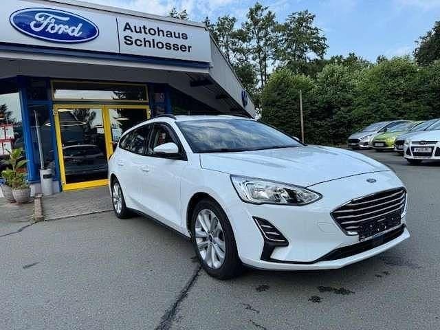 Frostweiß Gebraucht 2019 Ford Focus Trend Kombi | 9.500 € (Superpreis) - Bild 1/4