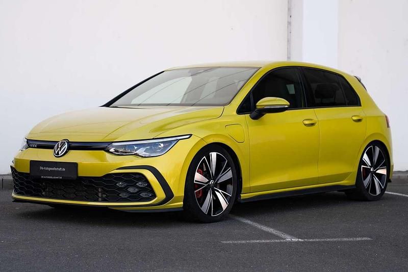 Gebraucht VW Golf VIII GTE 150 PS (110 kW) 2021 Limonengelb metallic Limousine