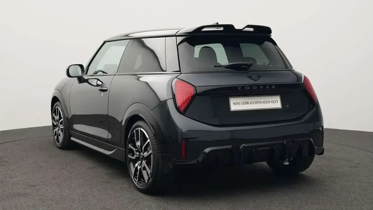 Gebraucht Mini John Cooper Works 156 PS (114 kW) 2025 Grau Kleinwagen