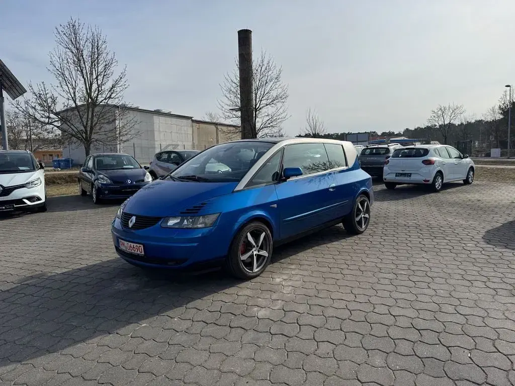 Usata Renault Avantime Expression 207 CV (152 kW) 2003 Blu Monovolume
