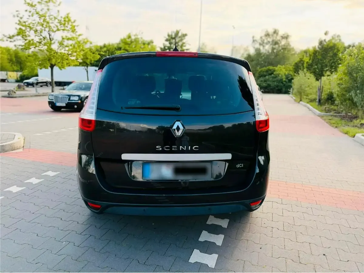 Gebraucht Renault Scenic E-Tech 106 PS (77 kW) 2010 Schwarz Van / Kleinbus