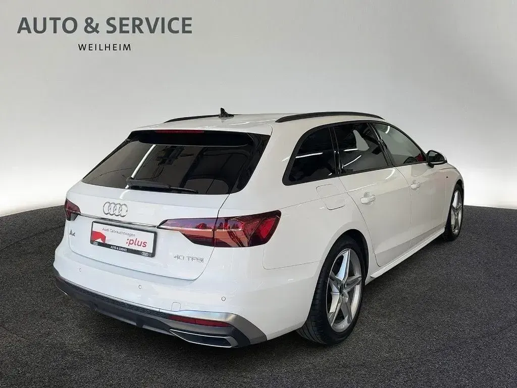 Gebraucht Audi A4 S-Line 204 PS (150 kW) 2023 Ibisweiß Kombi