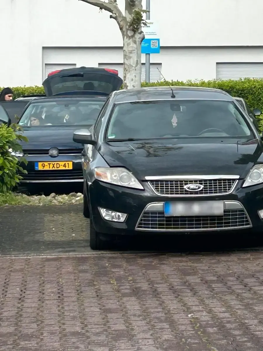 Gebraucht Ford Mondeo 150 PS (110 kW) 2007 Silber Kombi