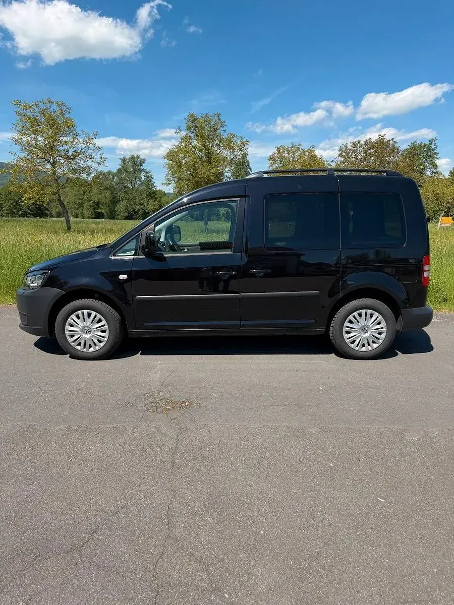 Gebraucht VW Caddy 105 PS (77 kW) 2014 Schwarz Van / Kleinbus