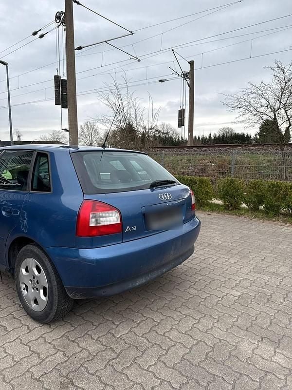 Gebraucht Audi A3 102 PS (75 kW) 2001 Blau Kleinwagen