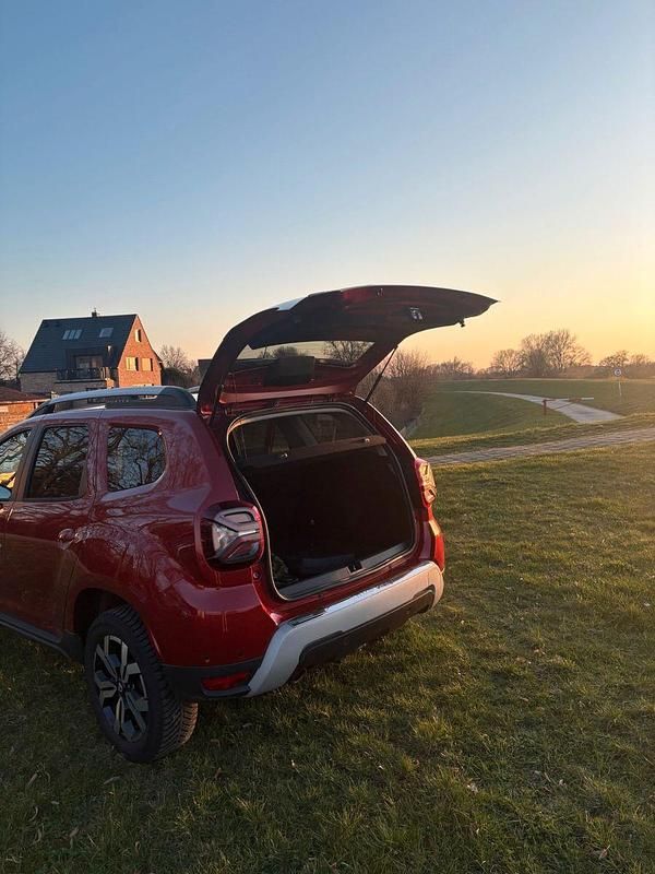 Gebraucht Dacia Duster Prestige 150 PS (110 kW) 2022 Rot SUV
