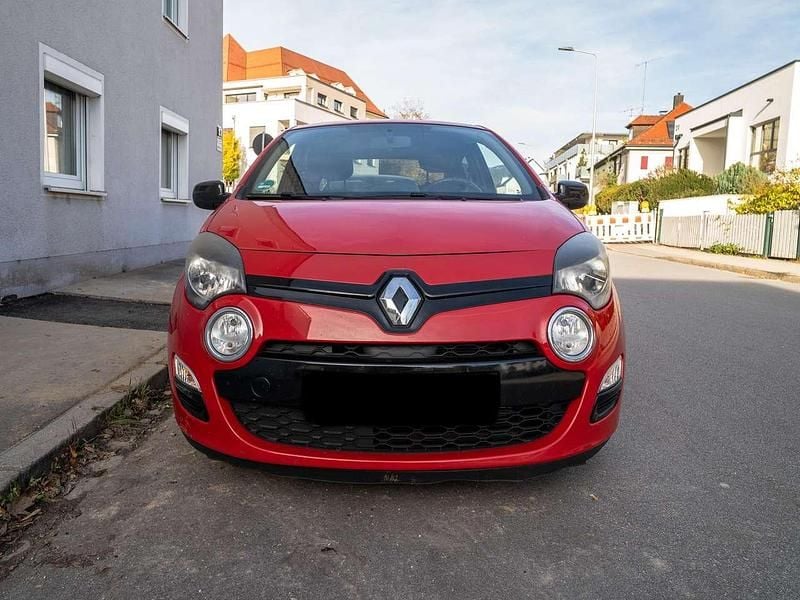 Gebraucht Renault Twingo Dynamique 75 PS (55 kW) 2014 Rot Kleinwagen