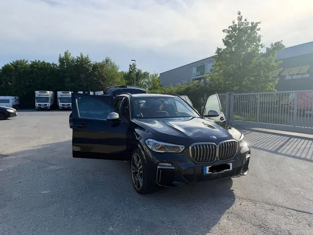 Gebraucht BMW X5 M50 Sport Line 400 PS (294 kW) 2018 Blau SUV