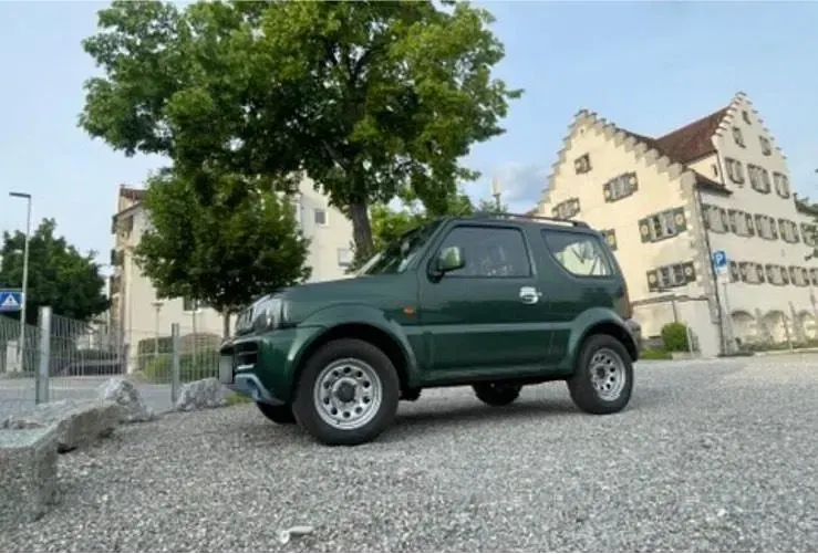Gebraucht Suzuki Jimny 88 PS (64 kW) 2010 Grün SUV