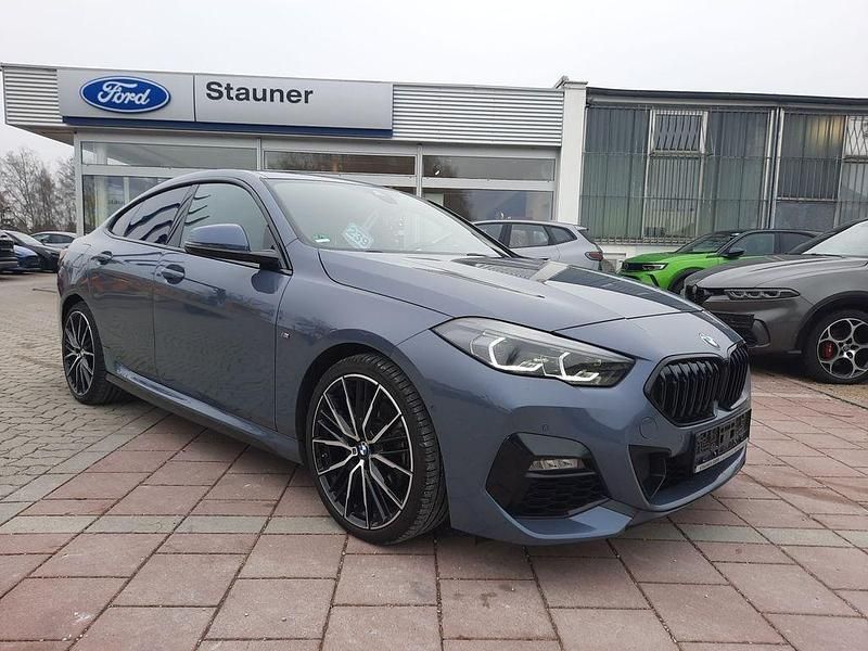 Gebraucht BMW 220 M Sport 190 PS (139 kW) 2023 Storm bay metallic Coupé