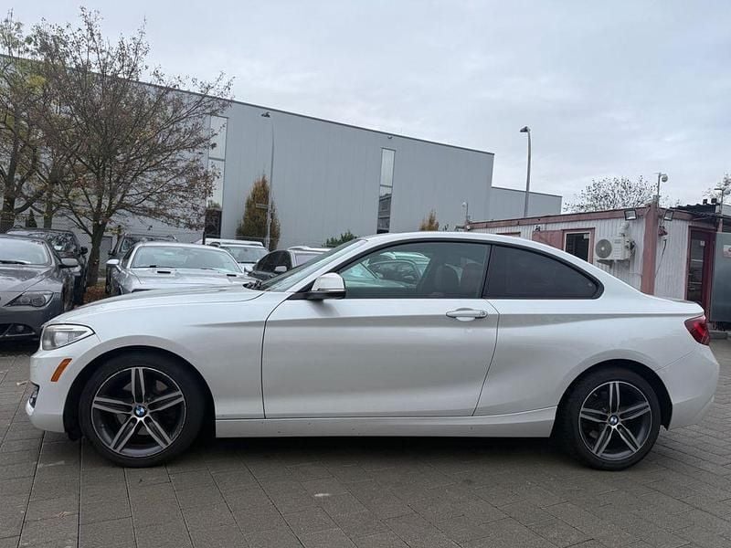 Gebraucht BMW 230 Sport Line 252 PS (185 kW) 2017 Weiß Coupé