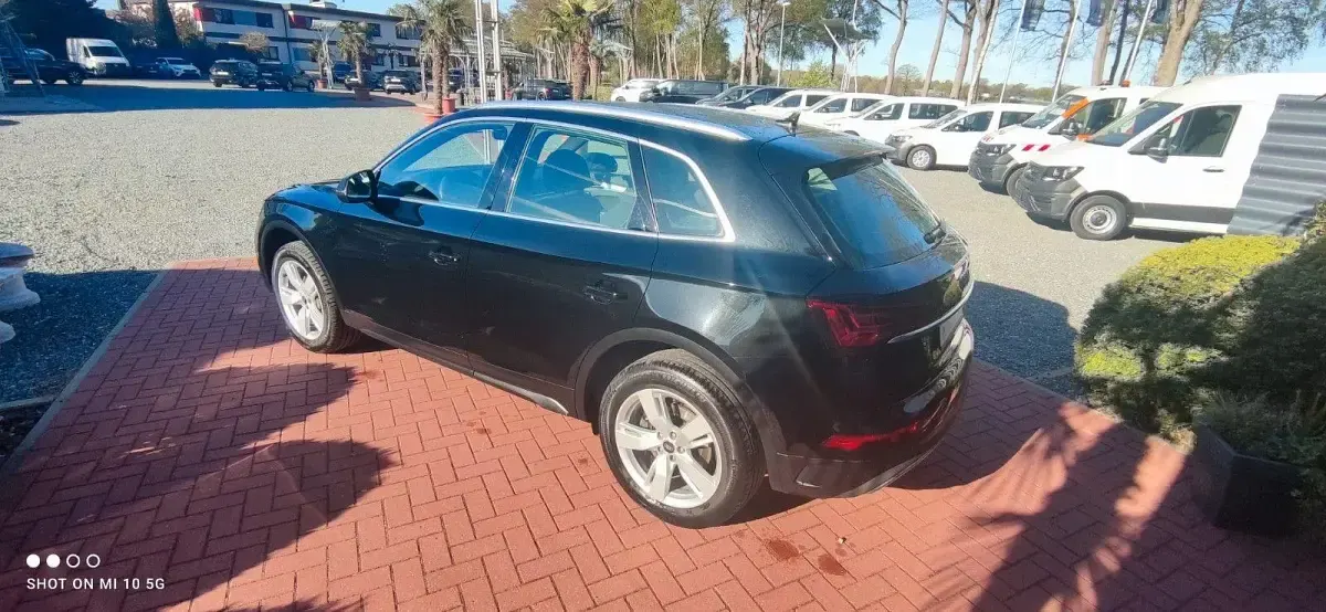 Gebraucht Audi Q5 Ambiente 204 PS (150 kW) 2022 Schwarz SUV