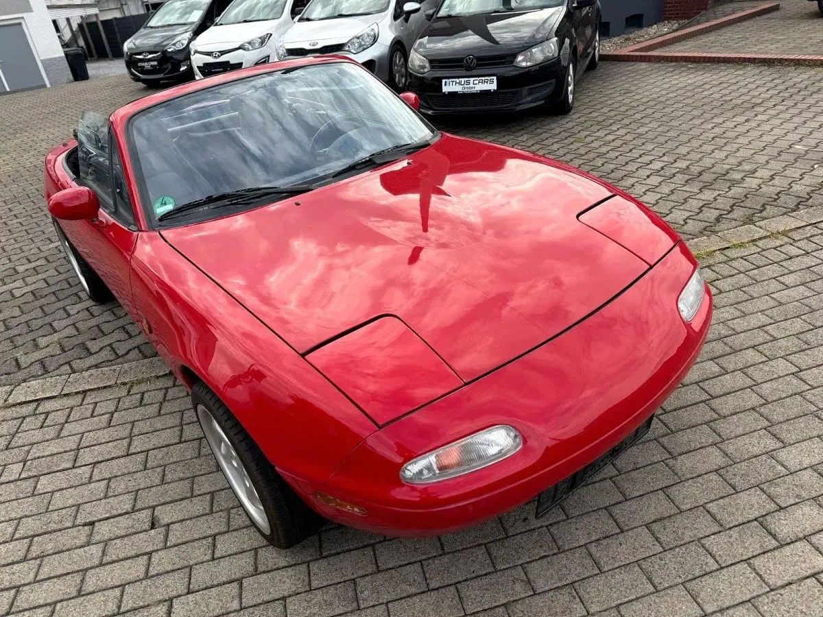 Second-hand Mazda MX5 116 CP (85 kW) 1990 Roșu Cabrio